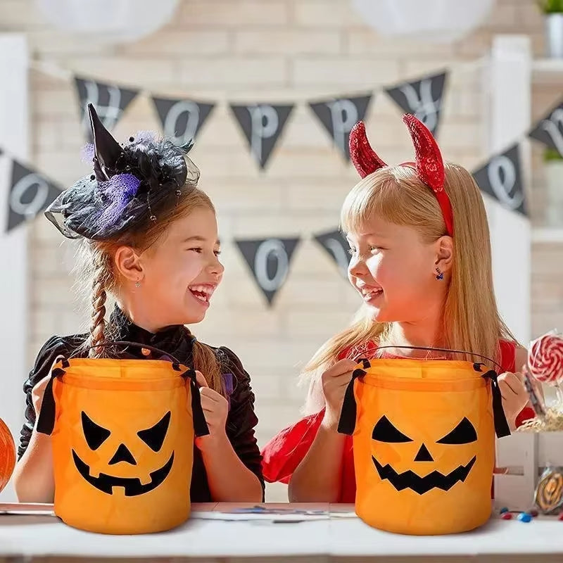 LED Light Halloween Trick or Treat Bucket Pumpkin Candy Bags Collapsible Halloween Basket for Thanksgiving Party Gift Basket