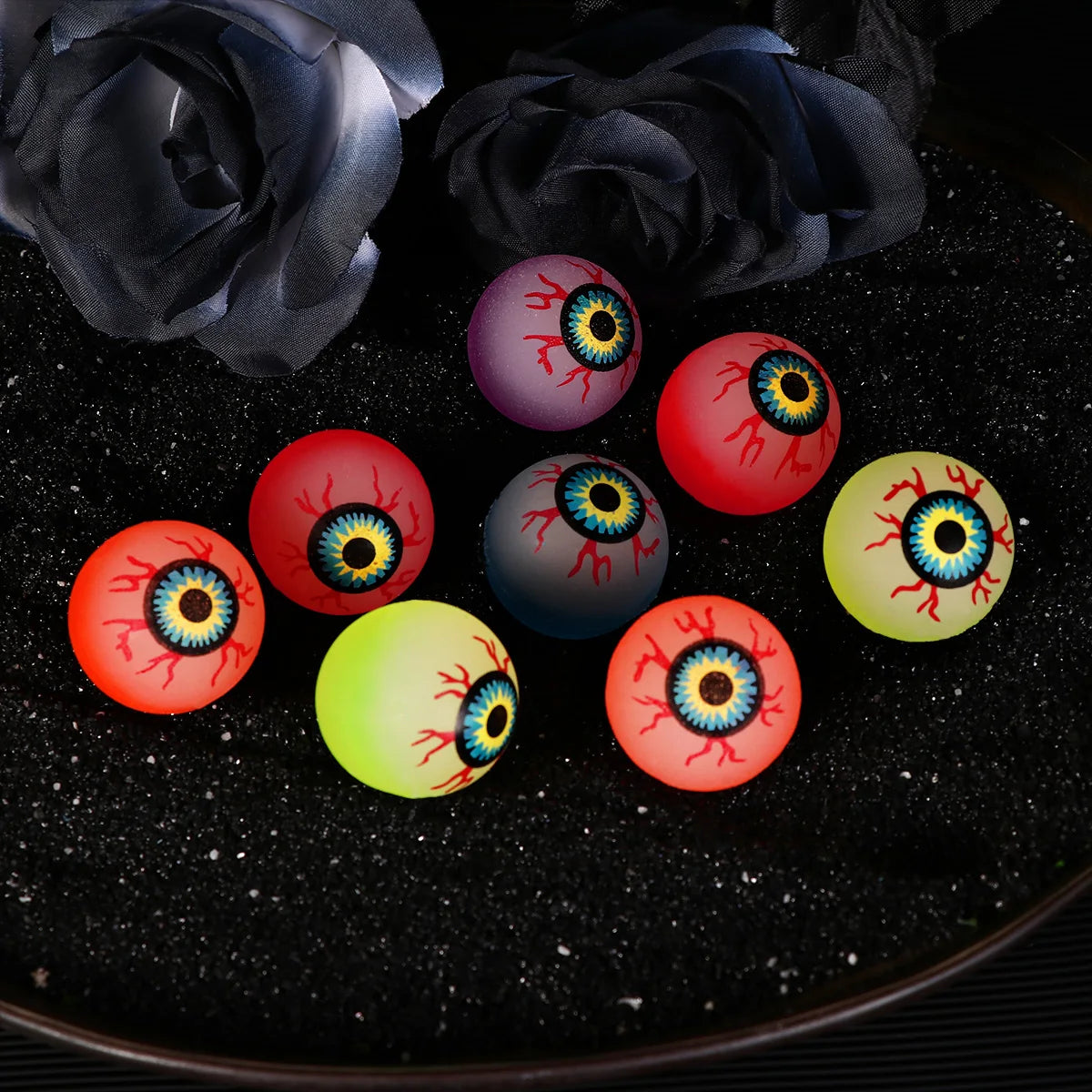 10Pcs 27-32Mm Glow in the Dark Halloween Bouncy Balls Horror Luminous Bounce Scary Eye Balls Halloween If the Light Is Weak